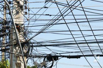 wire on pole