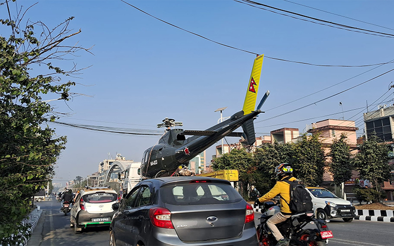 सैनिक हेली